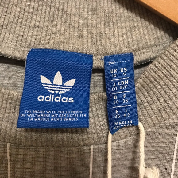 Adidas women’s short sleeve sweater striped small - Picture 3 of 10
